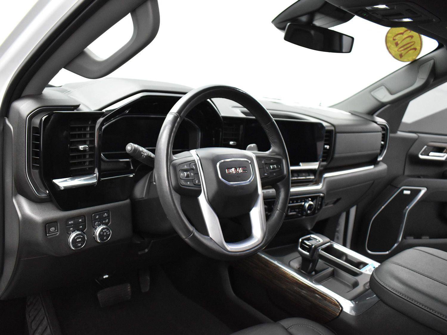 Used 2023 GMC Sierra 1500 Elevation w/ Elevation Premium Package image 15