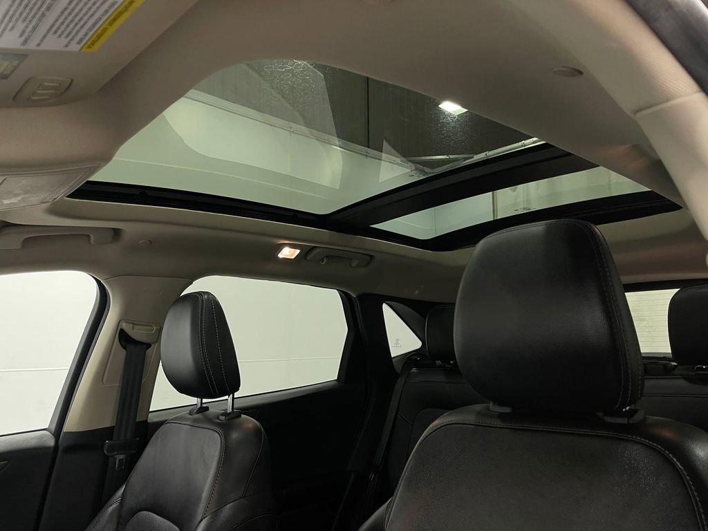 Used 2020 Ford Escape Titanium w/ Titanium Premium Package 2.0 image 12