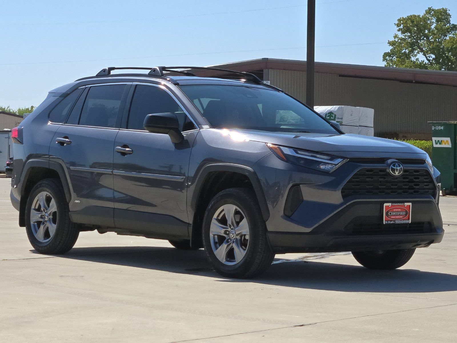 Certified 2025 Toyota RAV4 LE AWD/4WD image 7