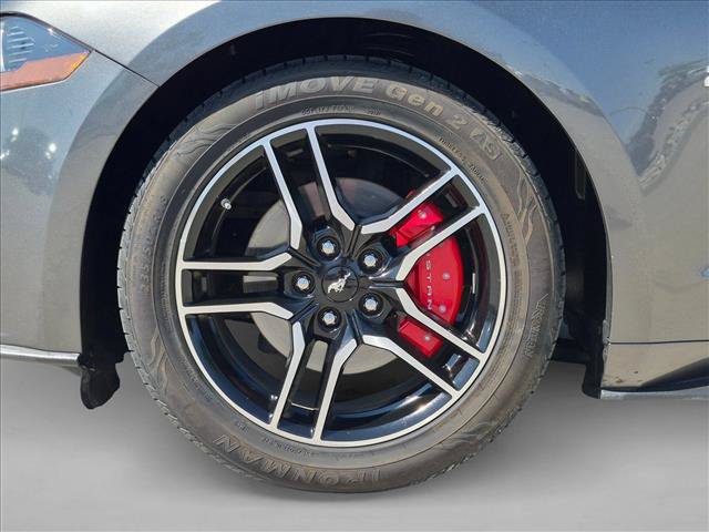 Used 2018 Ford Mustang Premium RWD image 21