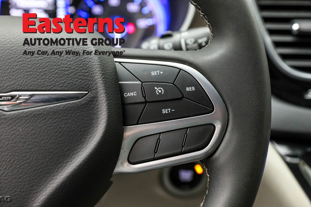 Used 2024 Chrysler Voyager LX image 16