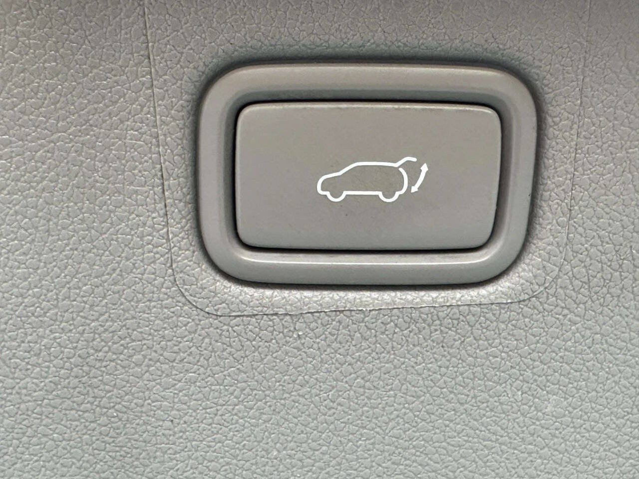 Used 2015 Kia Sedona EX FWD image 17