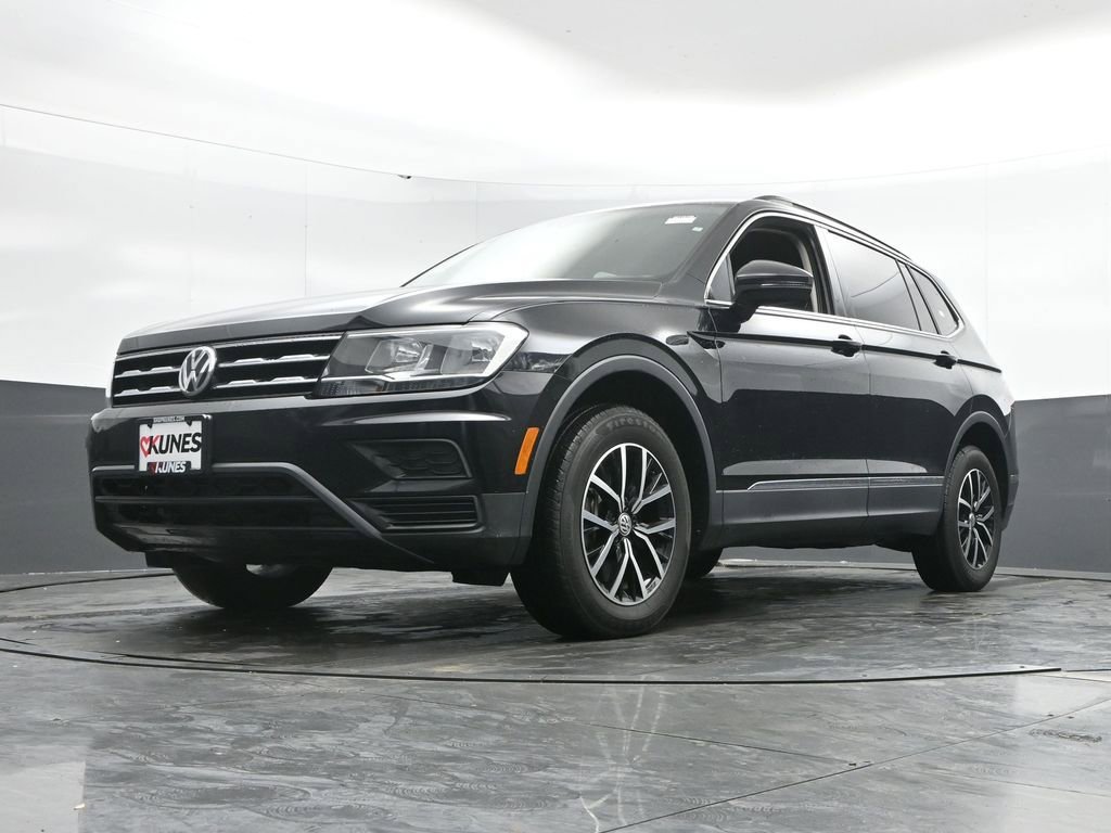 Used 2021 Volkswagen Tiguan SE AWD/4WD image 49