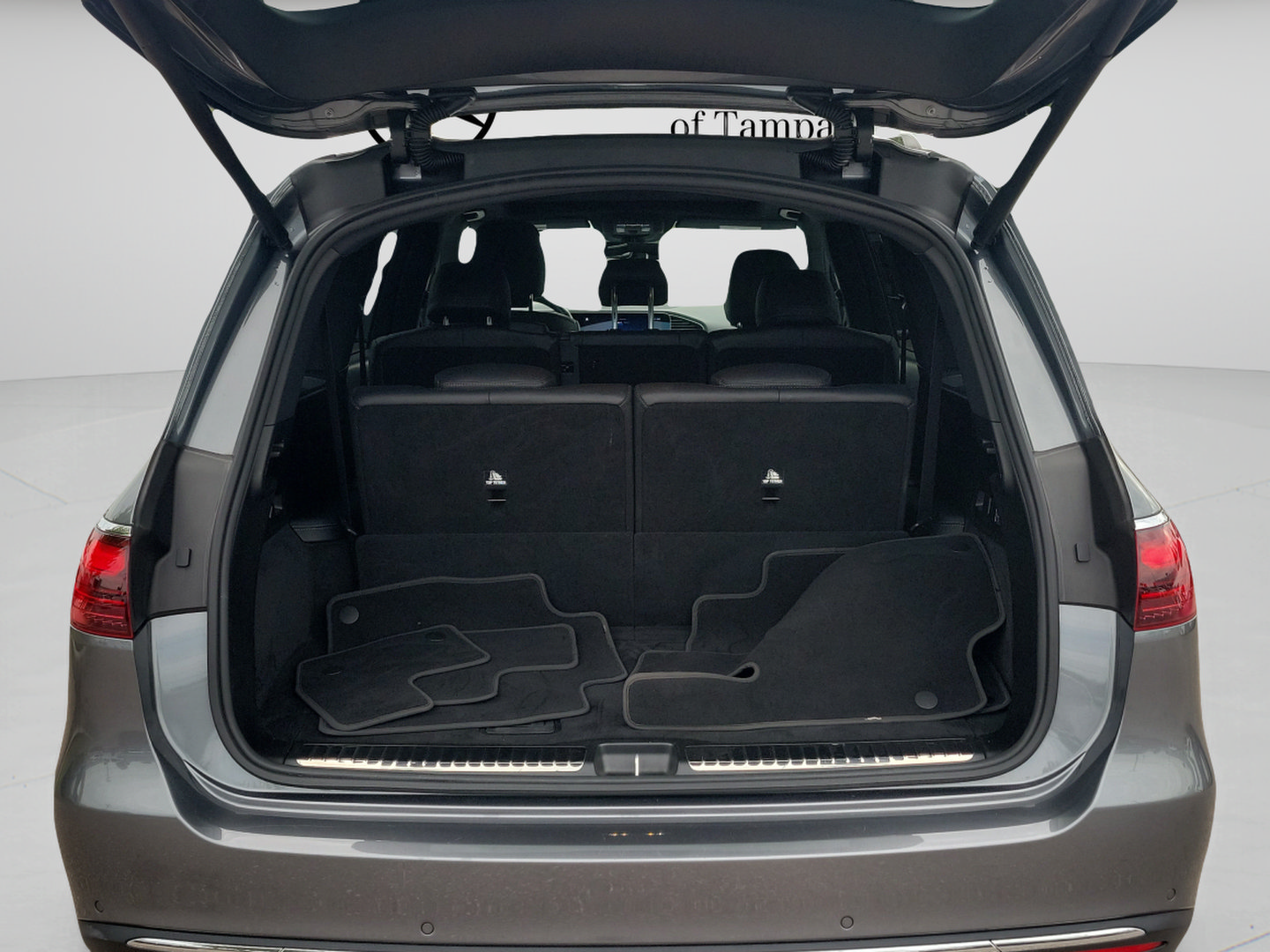 Certified 2024 Mercedes-Benz GLS 450 4MATIC image 9