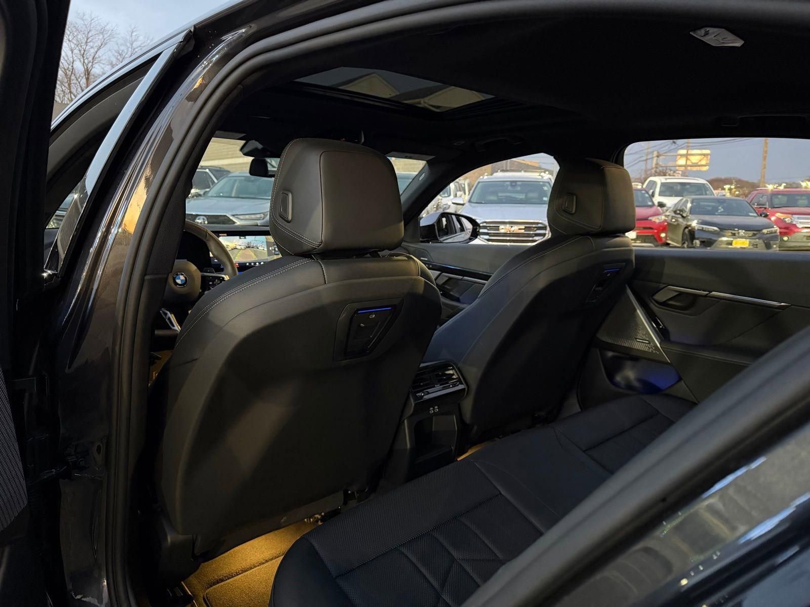 Used 2026 BMW 530i xDrive image 19