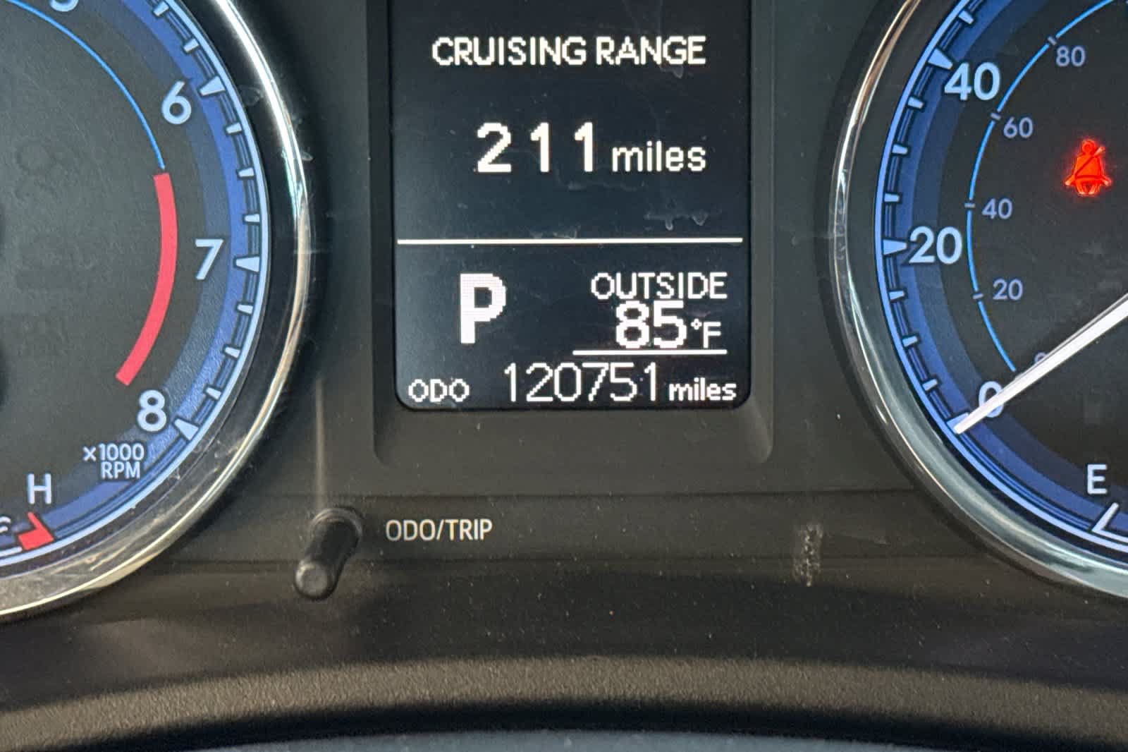 Used 2018 Toyota Corolla LE FWD image 26
