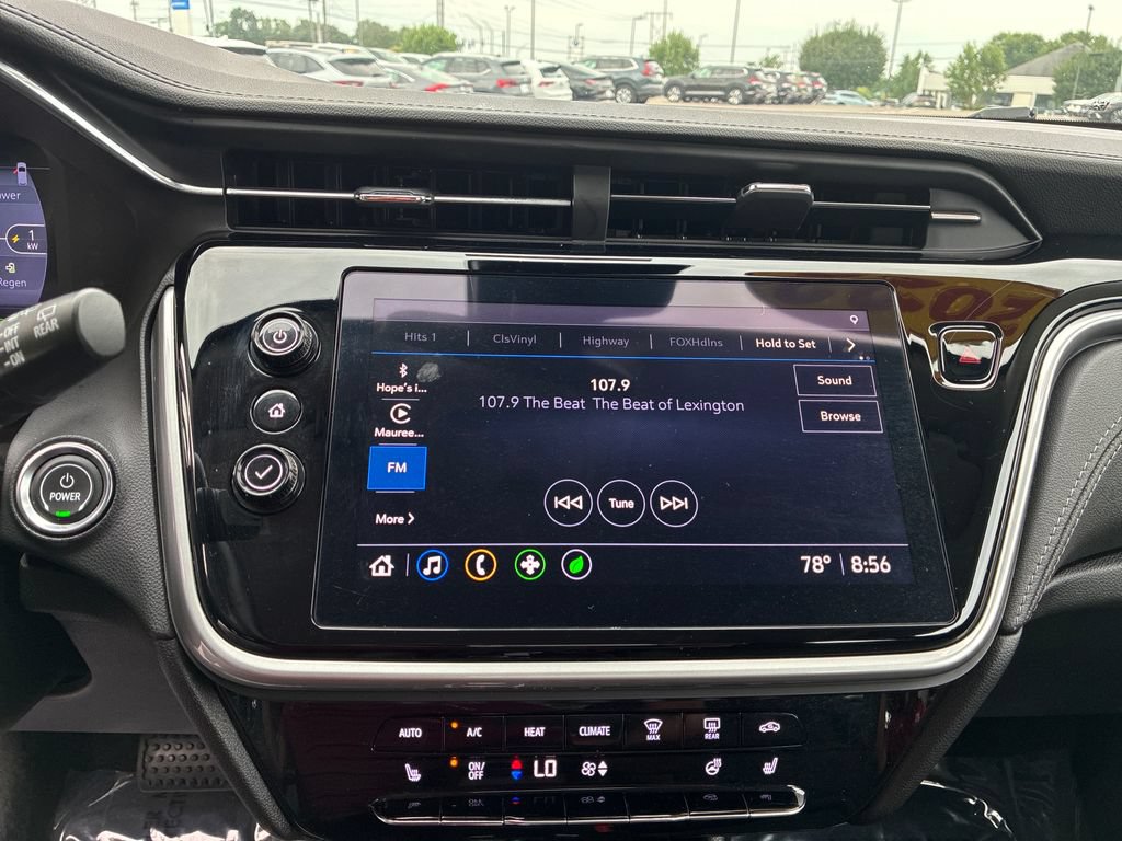 Used 2022 Chevrolet Bolt EUV LT w/ Comfort Package FWD image 14