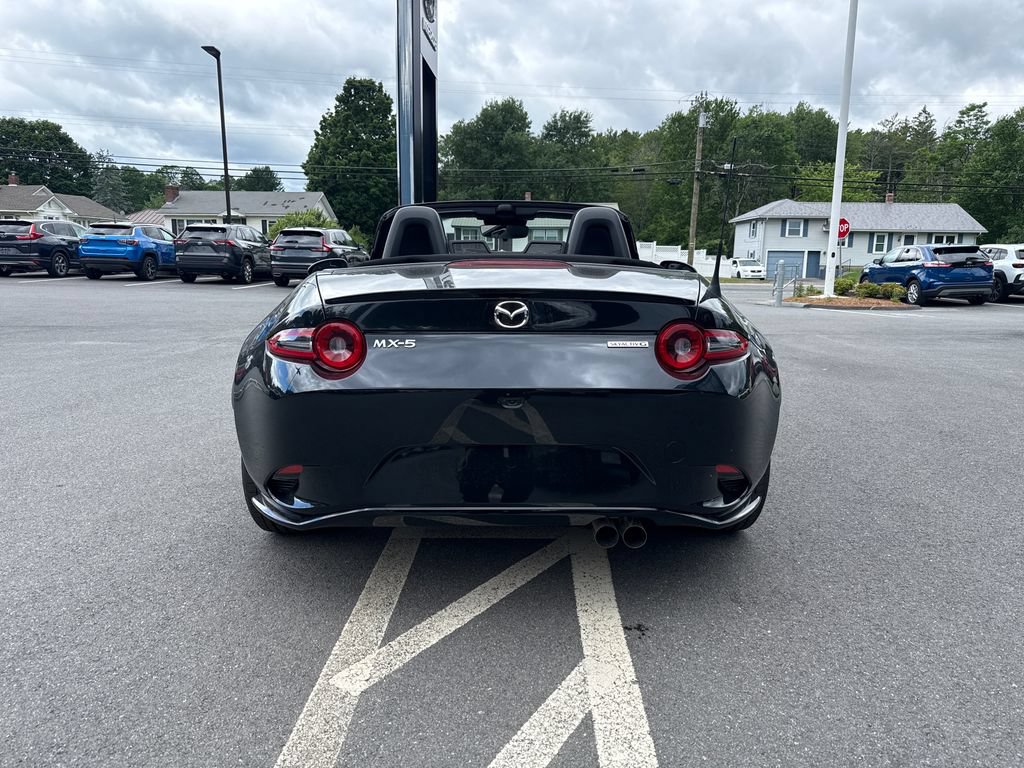 New 2026 MAZDA MX-5 Miata Sport w/ Appearance Package RWD image 5