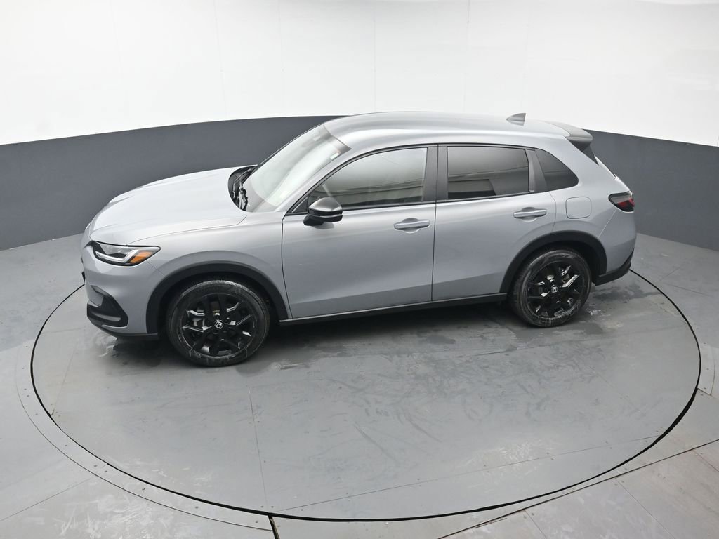 Certified 2025 Honda HR-V Sport image 37