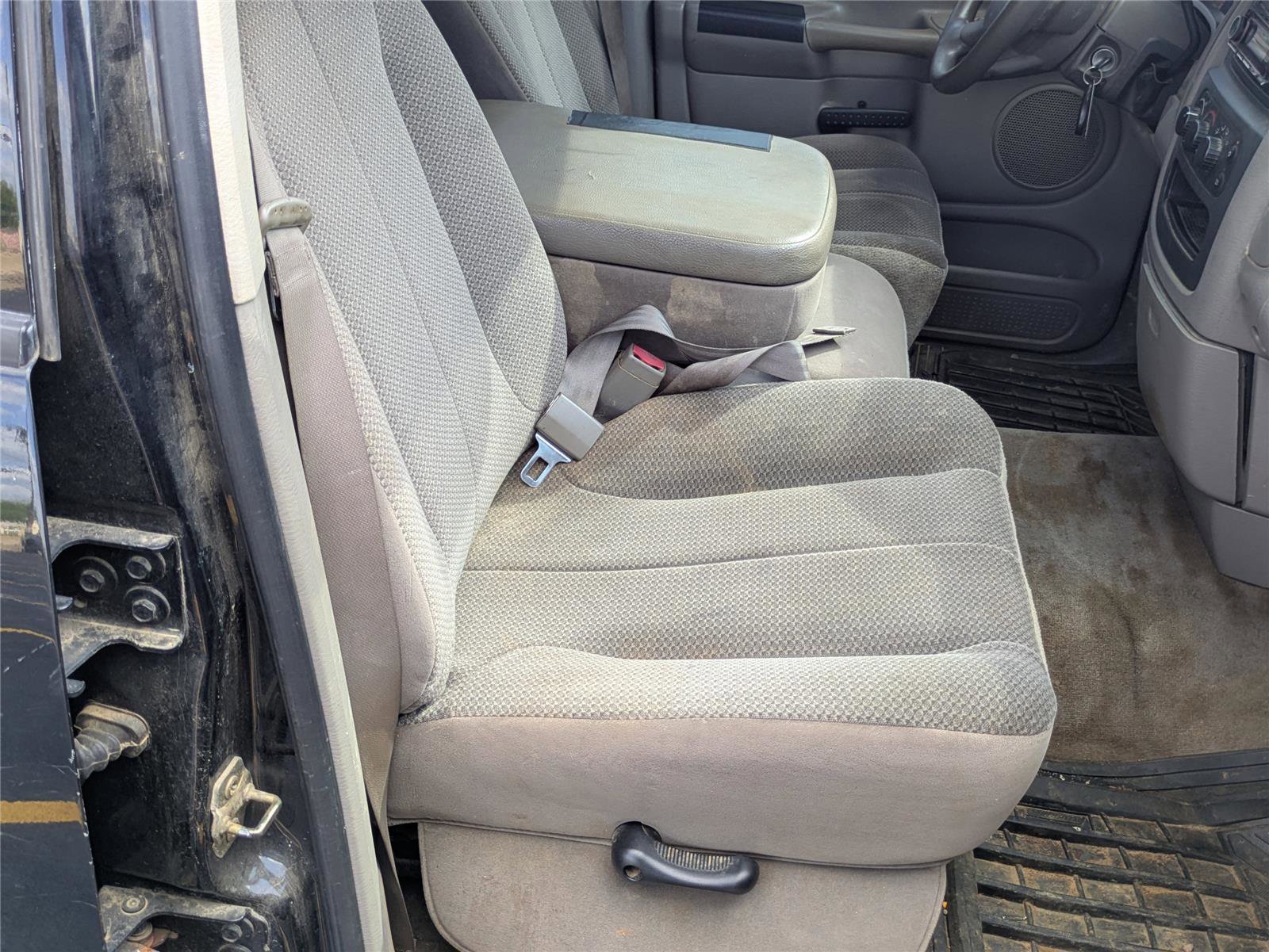 Used 2004 Dodge Ram 3500 Truck ST w/ Trailer Tow Group RWD image 15