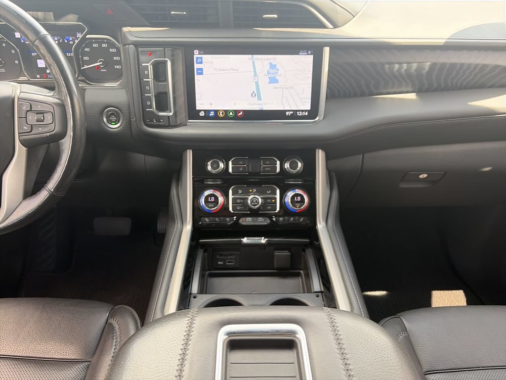 Used 2021 GMC Yukon XL Denali AWD/4WD image 15