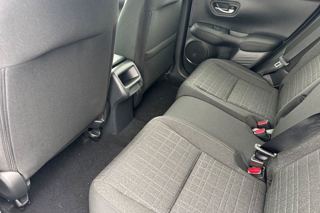 New 2026 Honda HR-V LX image 8