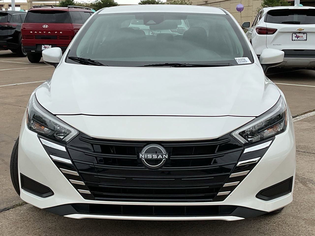 Used 2025 Nissan Versa SV image 3