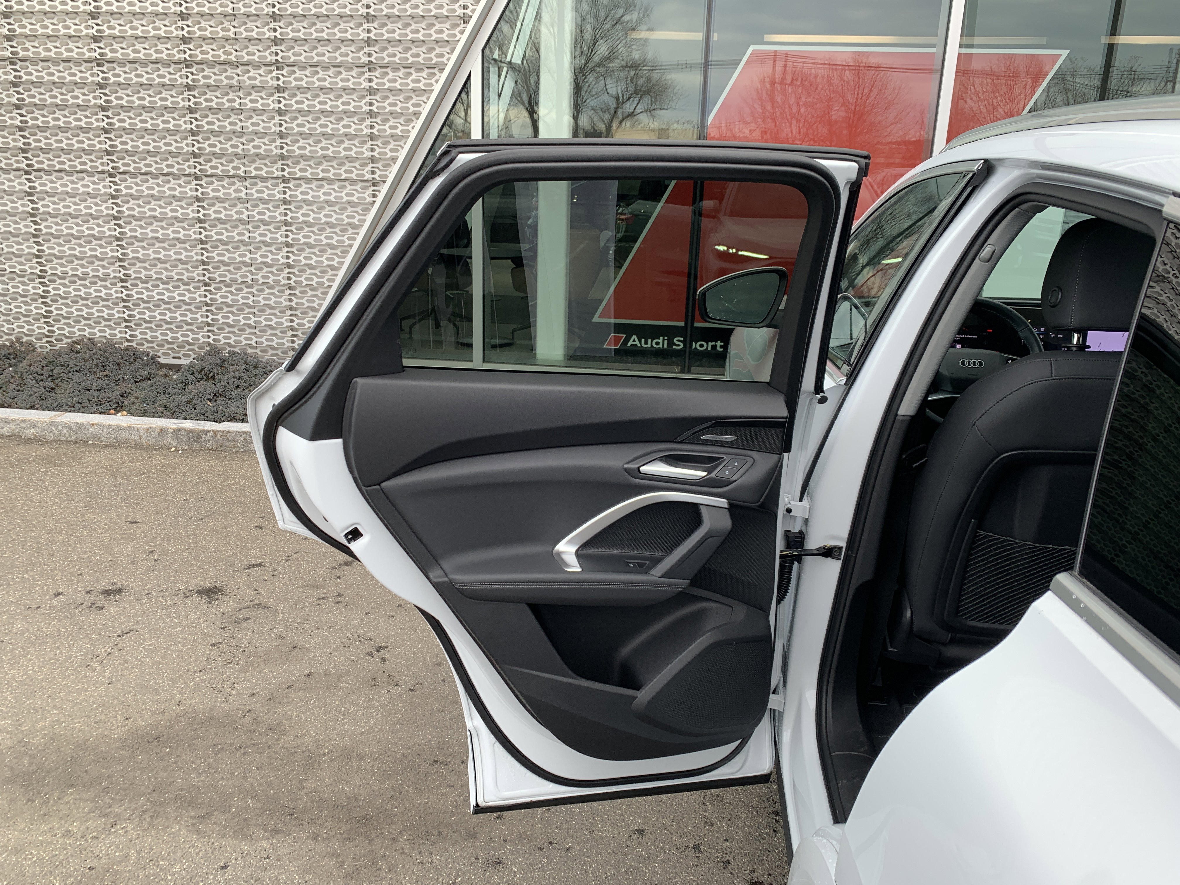 Certified 2025 Audi Q5 Premium Plus w/ Premium Plus image 16