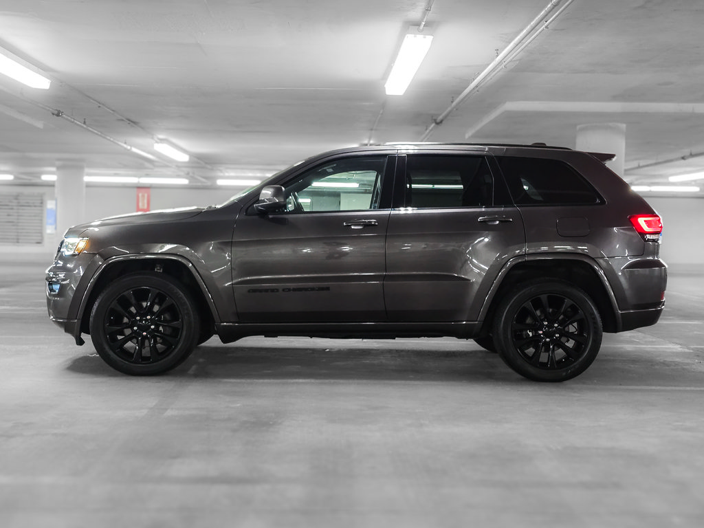 Used 2020 Jeep Grand Cherokee Altitude AWD/4WD image 14