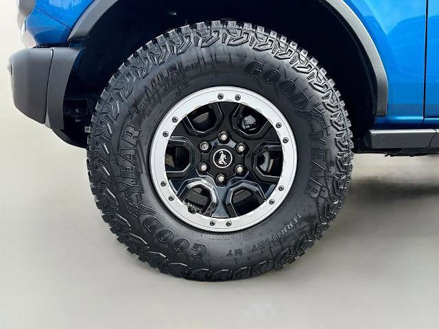 Certified 2022 Ford Bronco Badlands w/ Sasquatch Package image 23