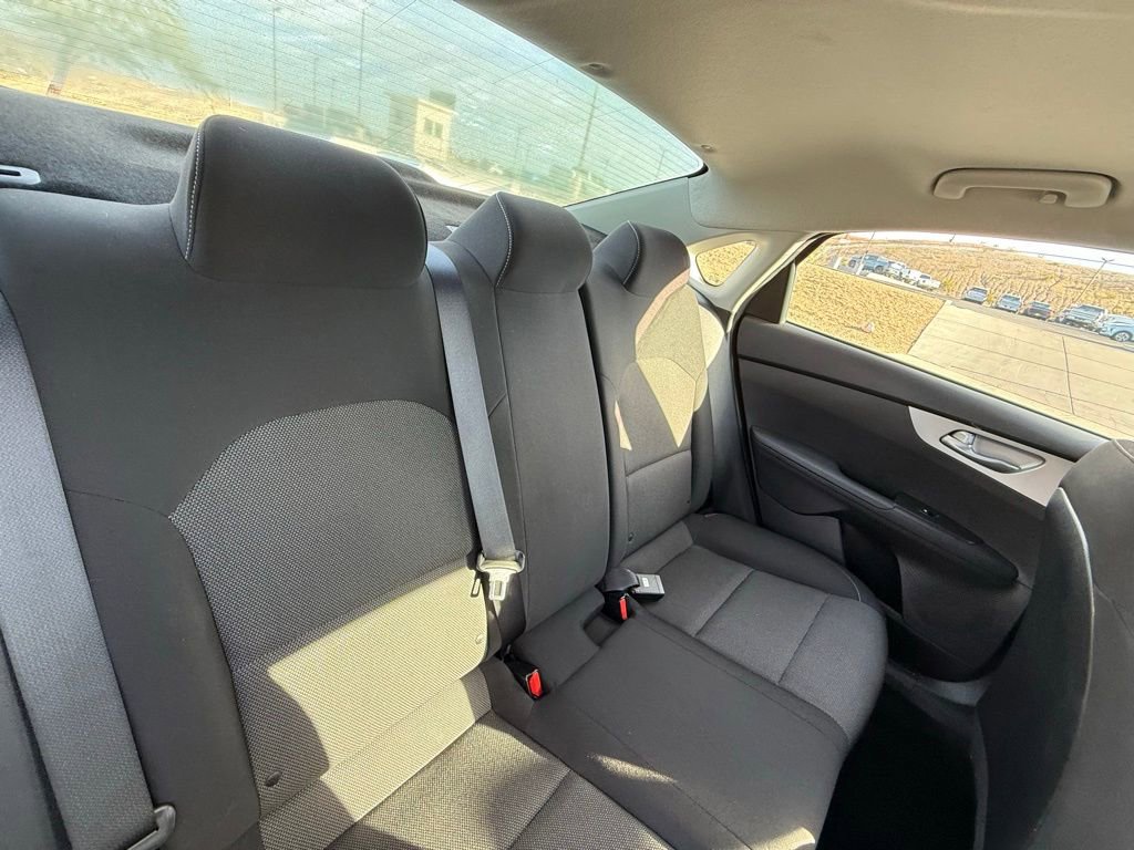 Used 2023 Kia Forte LXS image 15