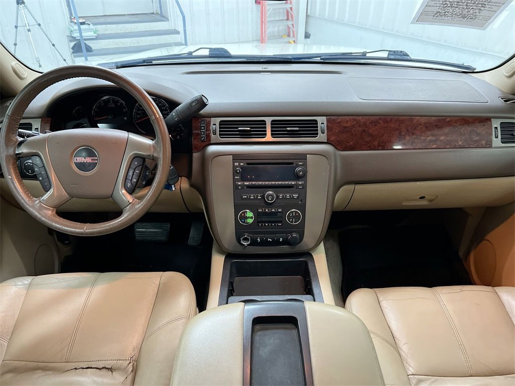 Used 2012 GMC Yukon SLT w/ SLT-2 Equipment Package image 10