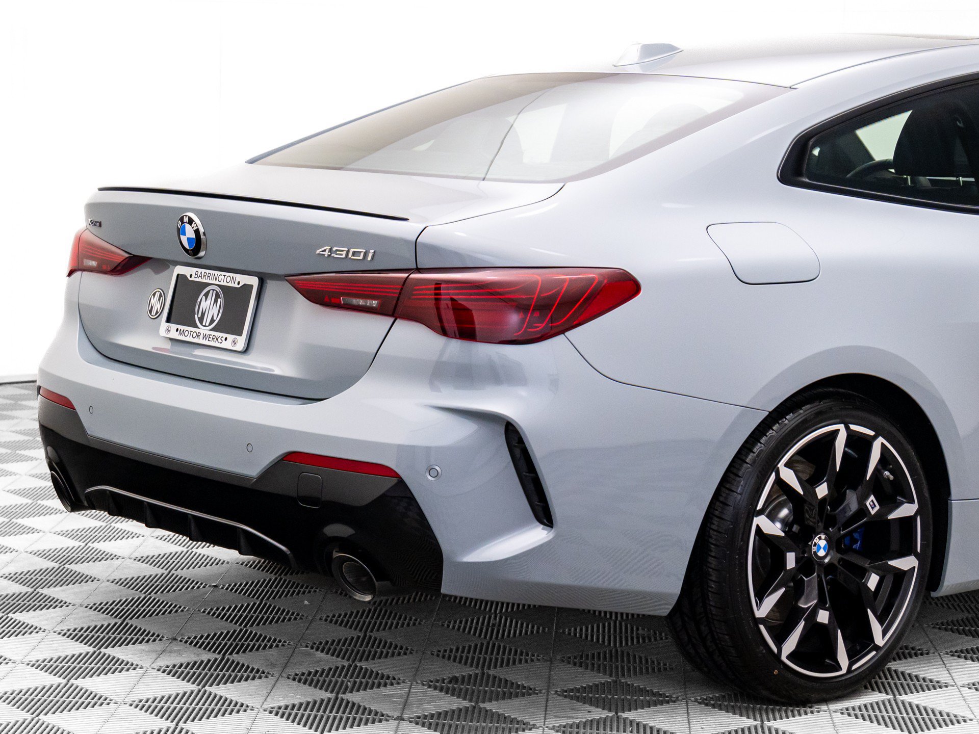 Used 2026 BMW 430i xDrive Coupe w/ M Sport Package AWD/4WD image 35