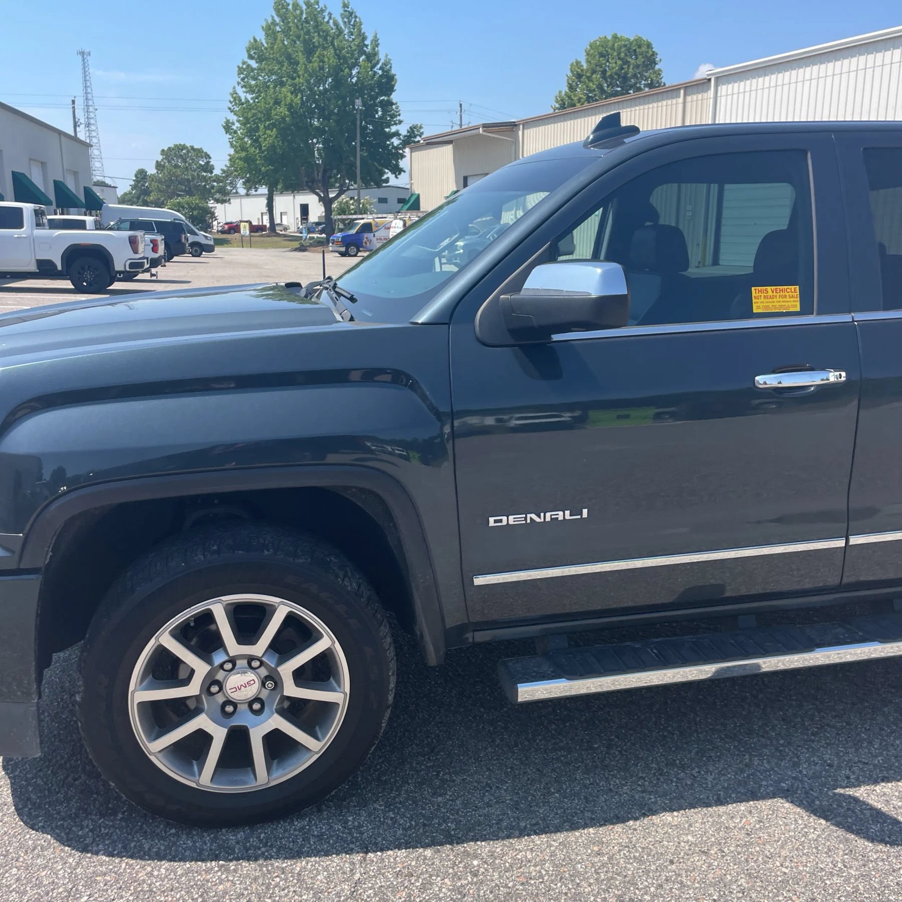 Used 2018 GMC Sierra 1500 Denali AWD/4WD image 2