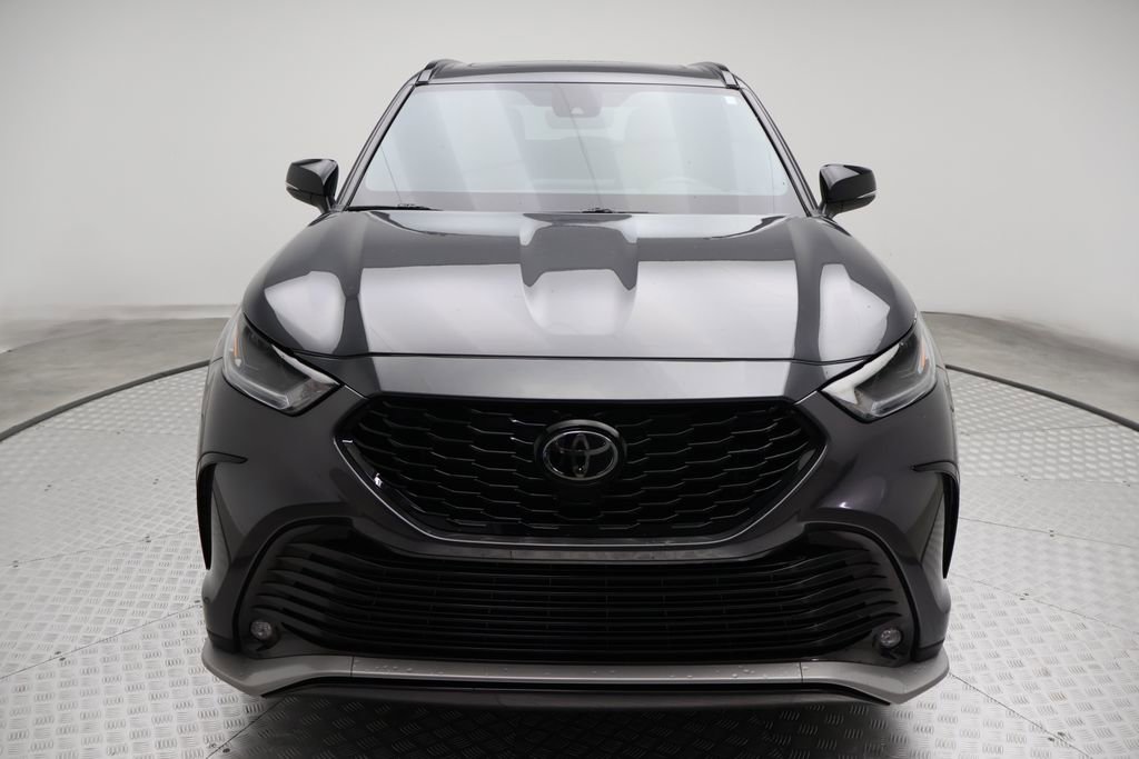 Used 2025 Toyota Highlander XSE image 5