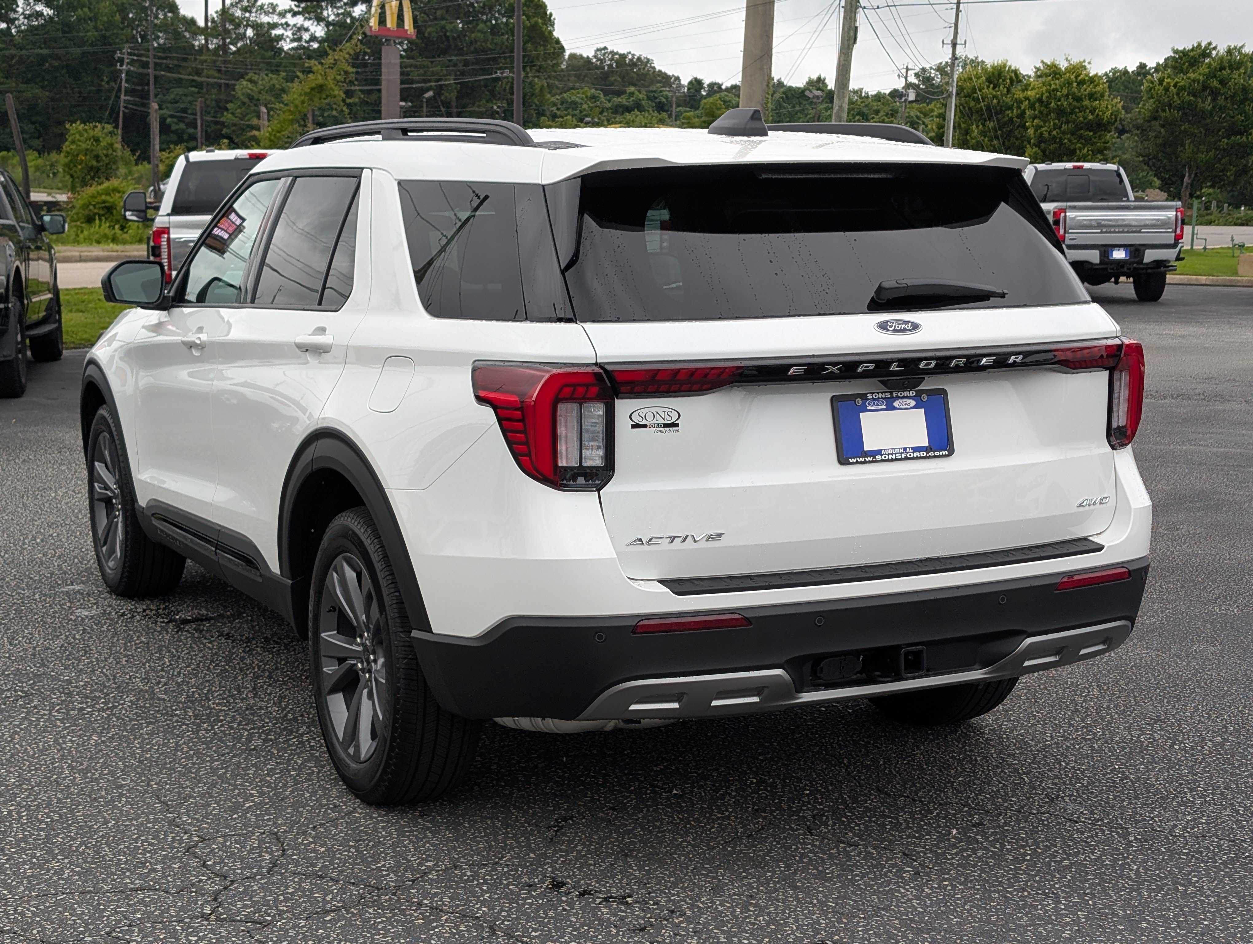 New 2026 Ford Explorer Active w/ Active Comfort Package AWD/4WD image 13