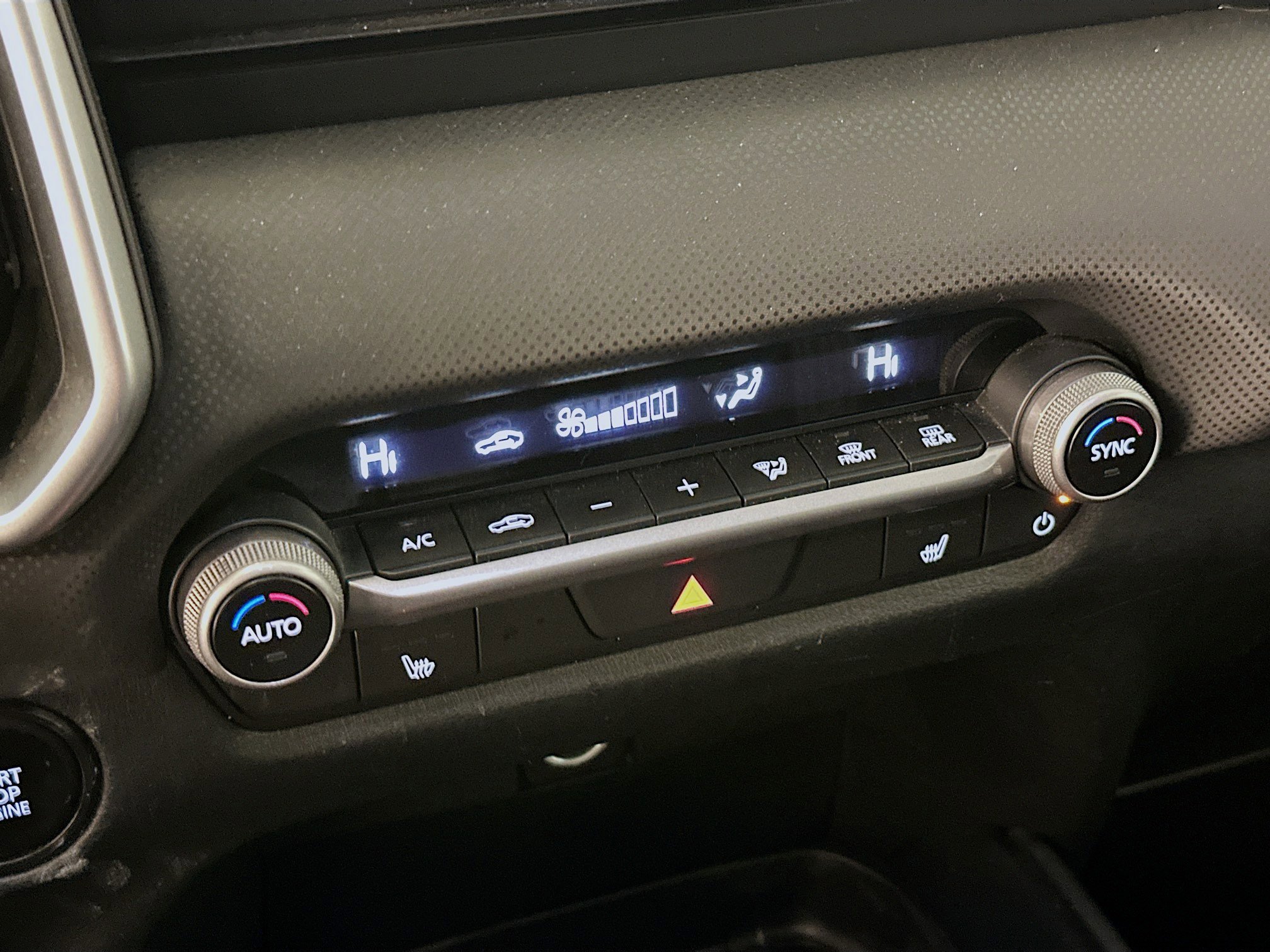 Used 2025 MAZDA CX-50 AWD 2.5 S w/ Premium Package image 24