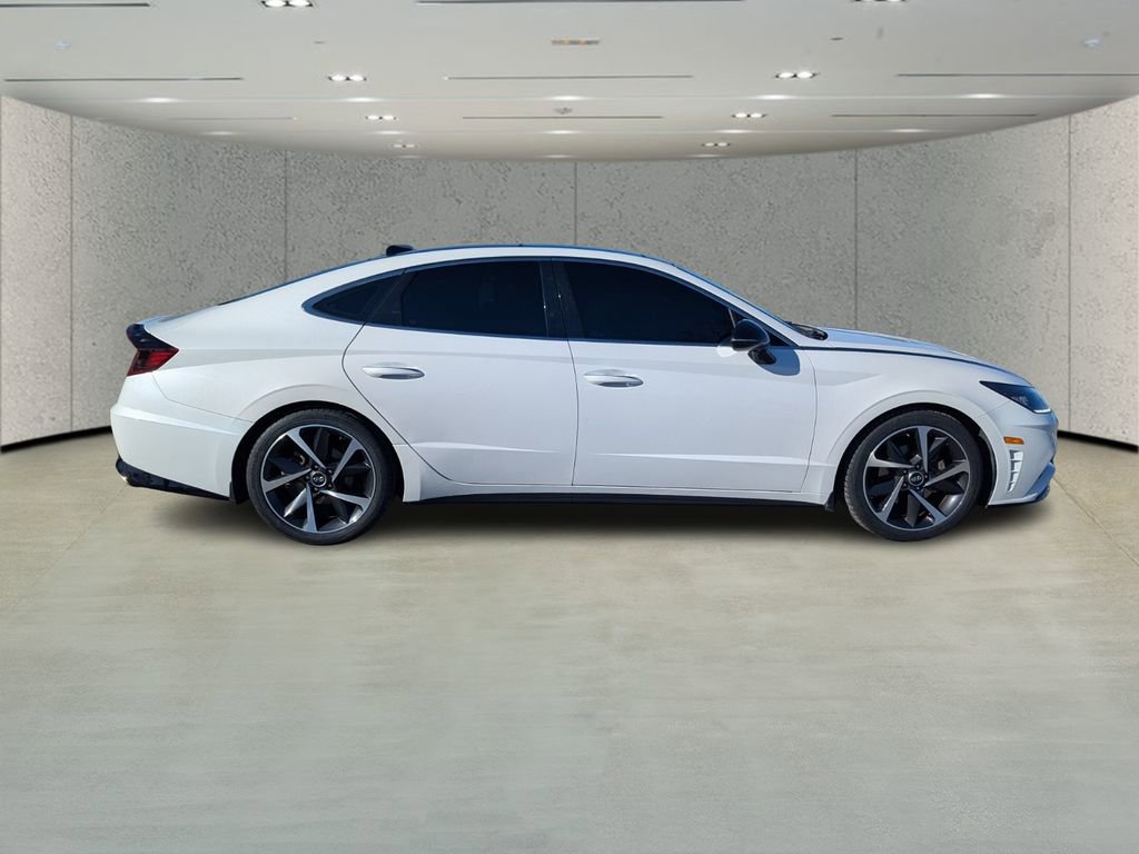 Used 2022 Hyundai Sonata SEL Plus image 2