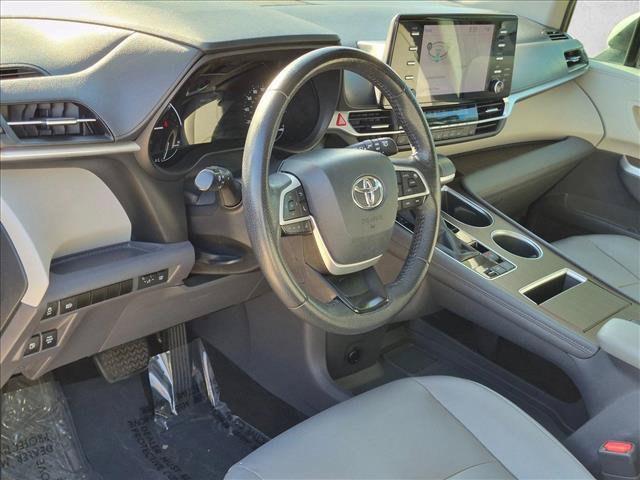 Used 2021 Toyota Sienna XLE FWD image 9