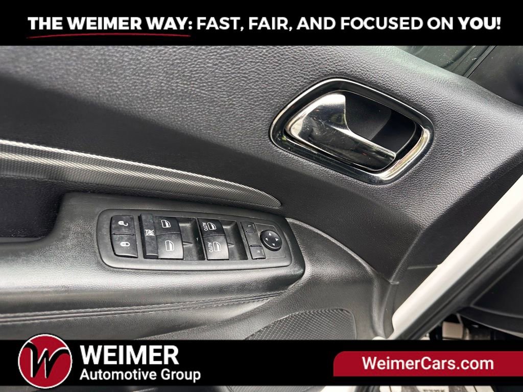 Used 2019 Dodge Durango GT w/ Blacktop Package AWD/4WD image 9
