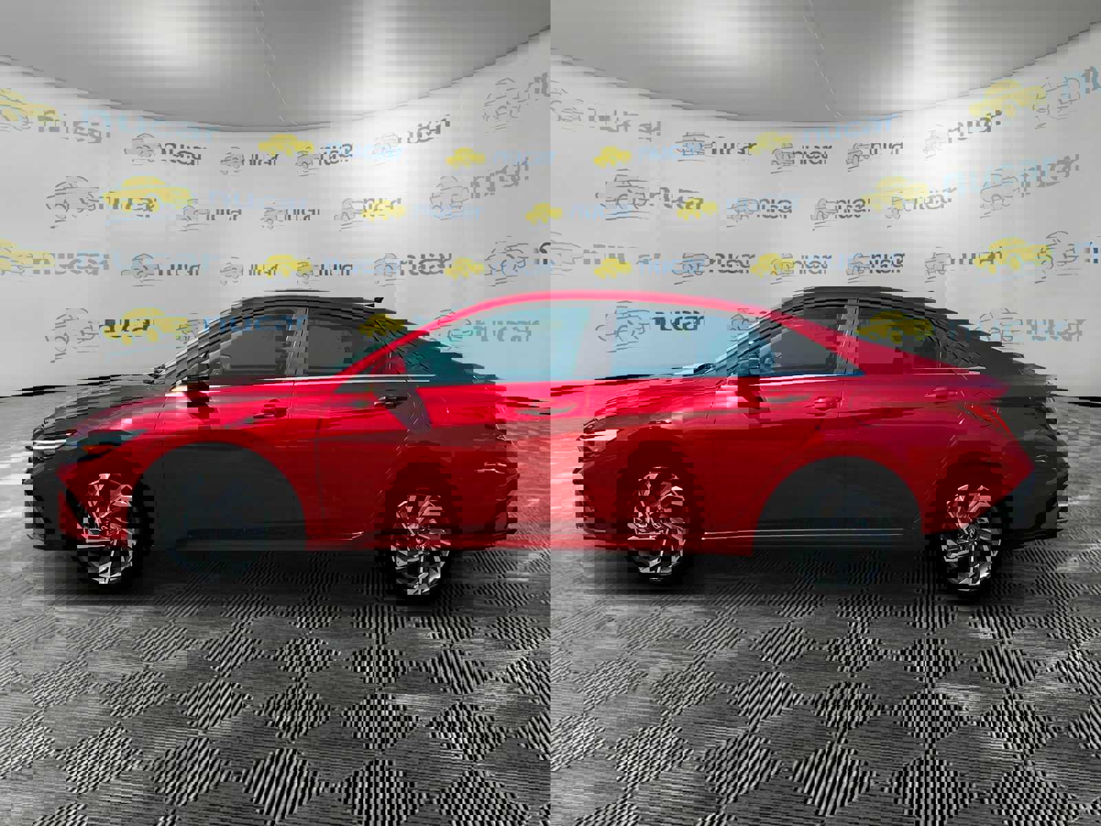 Used 2025 Hyundai Elantra Limited image 4