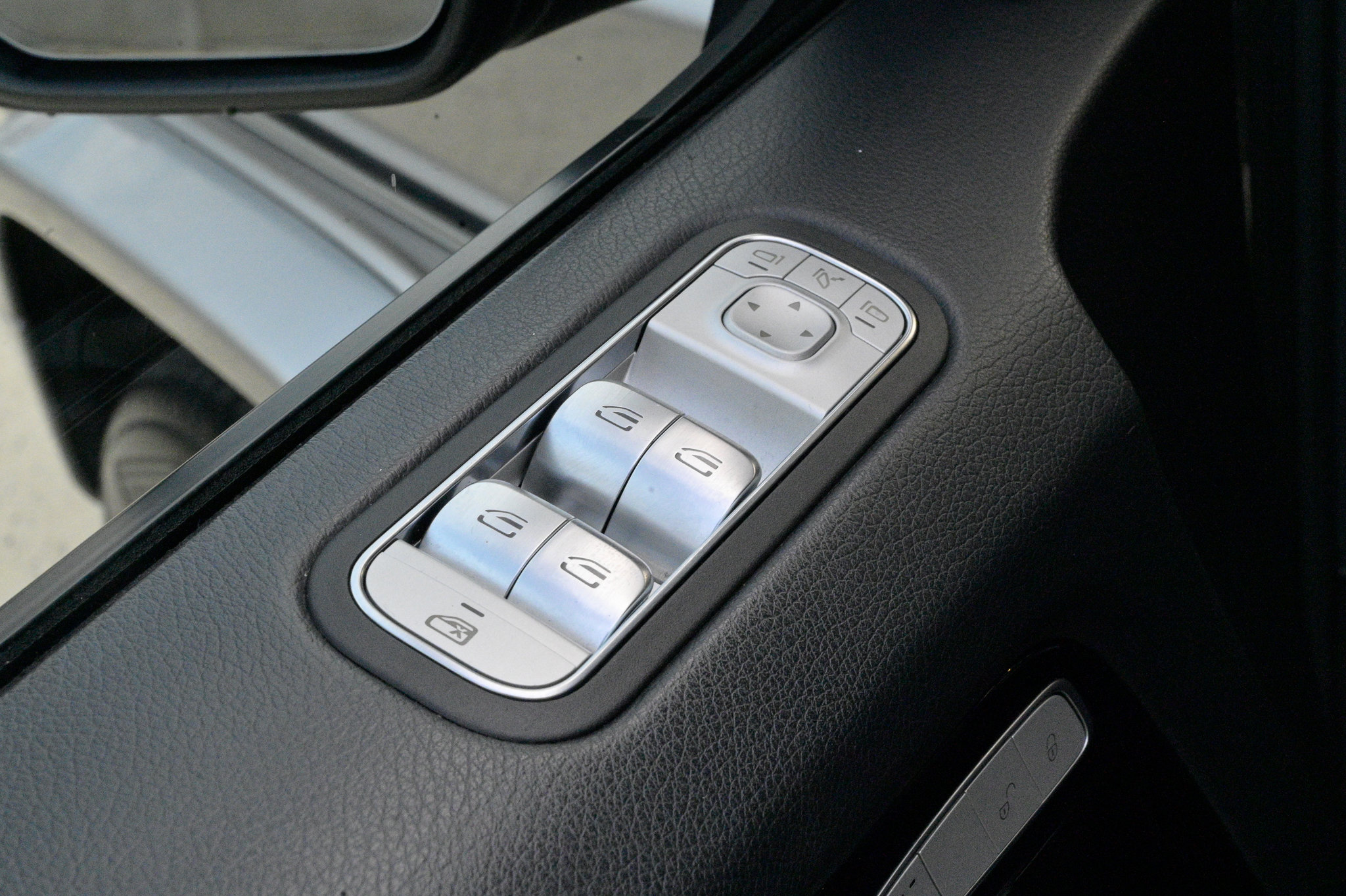 Used 2021 Mercedes-Benz G 550 image 21