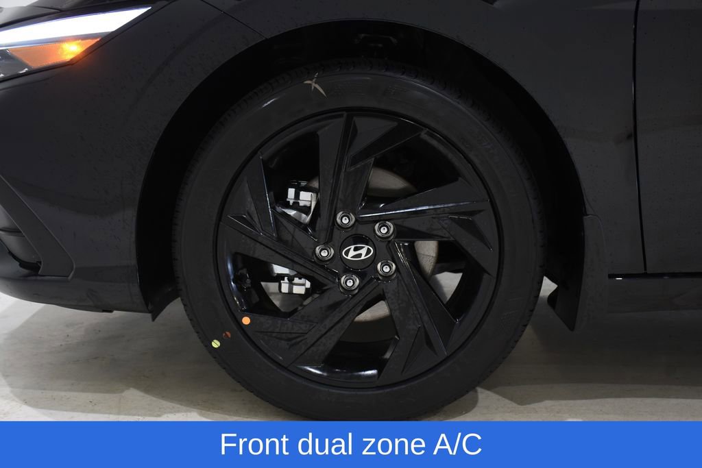 New 2026 Hyundai Elantra Sport image 6