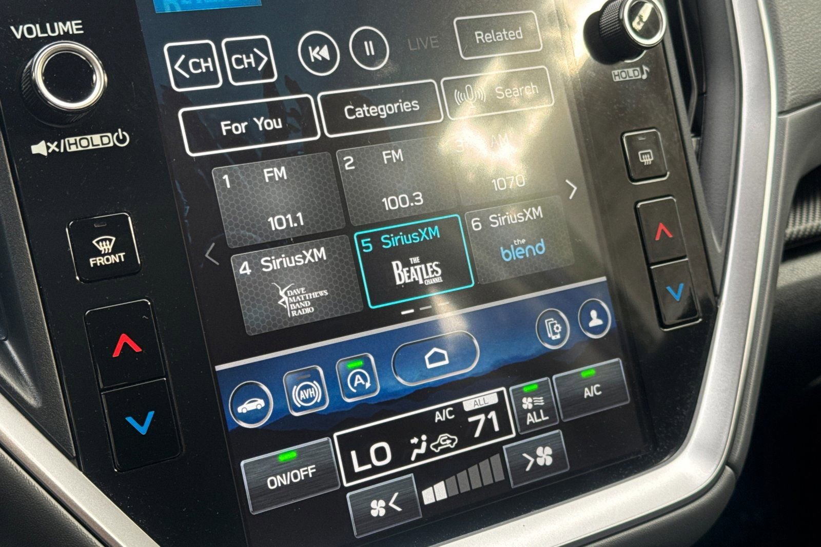 Used 2025 Subaru Crosstrek 2.0i Premium image 23