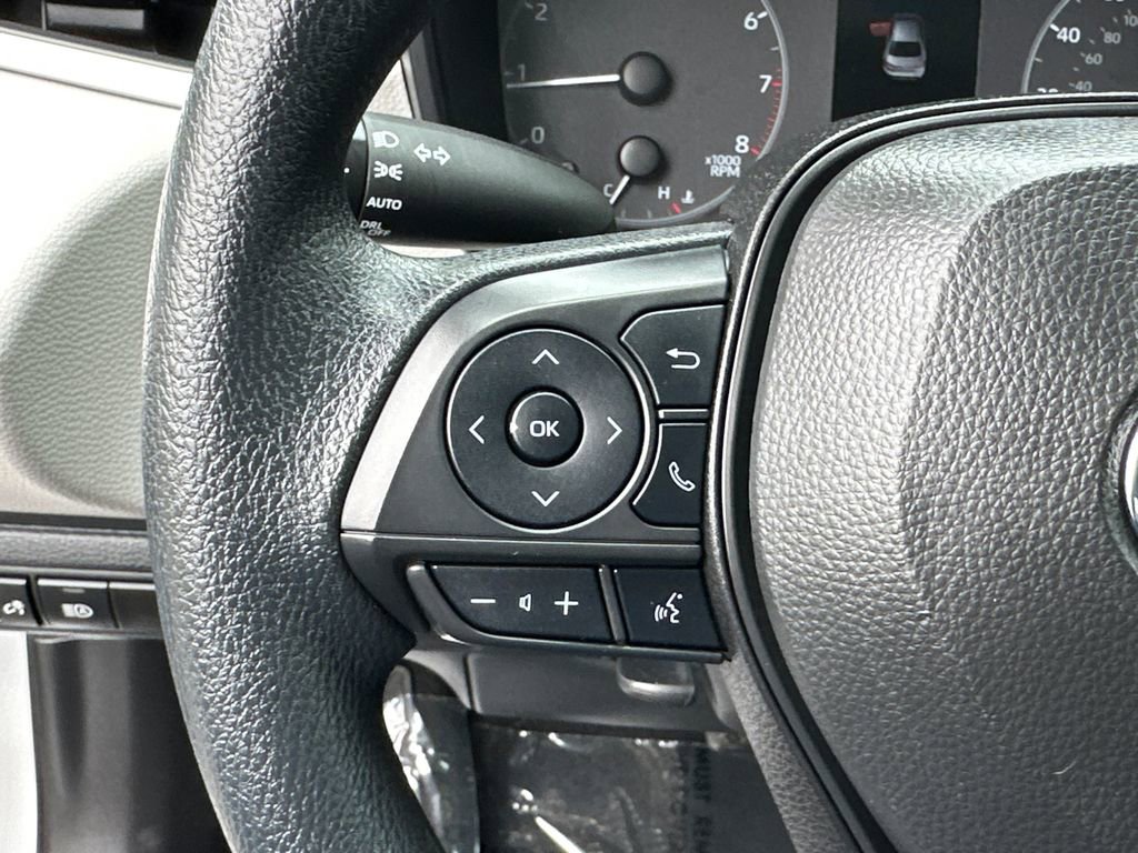 Used 2024 Toyota Corolla LE FWD image 21