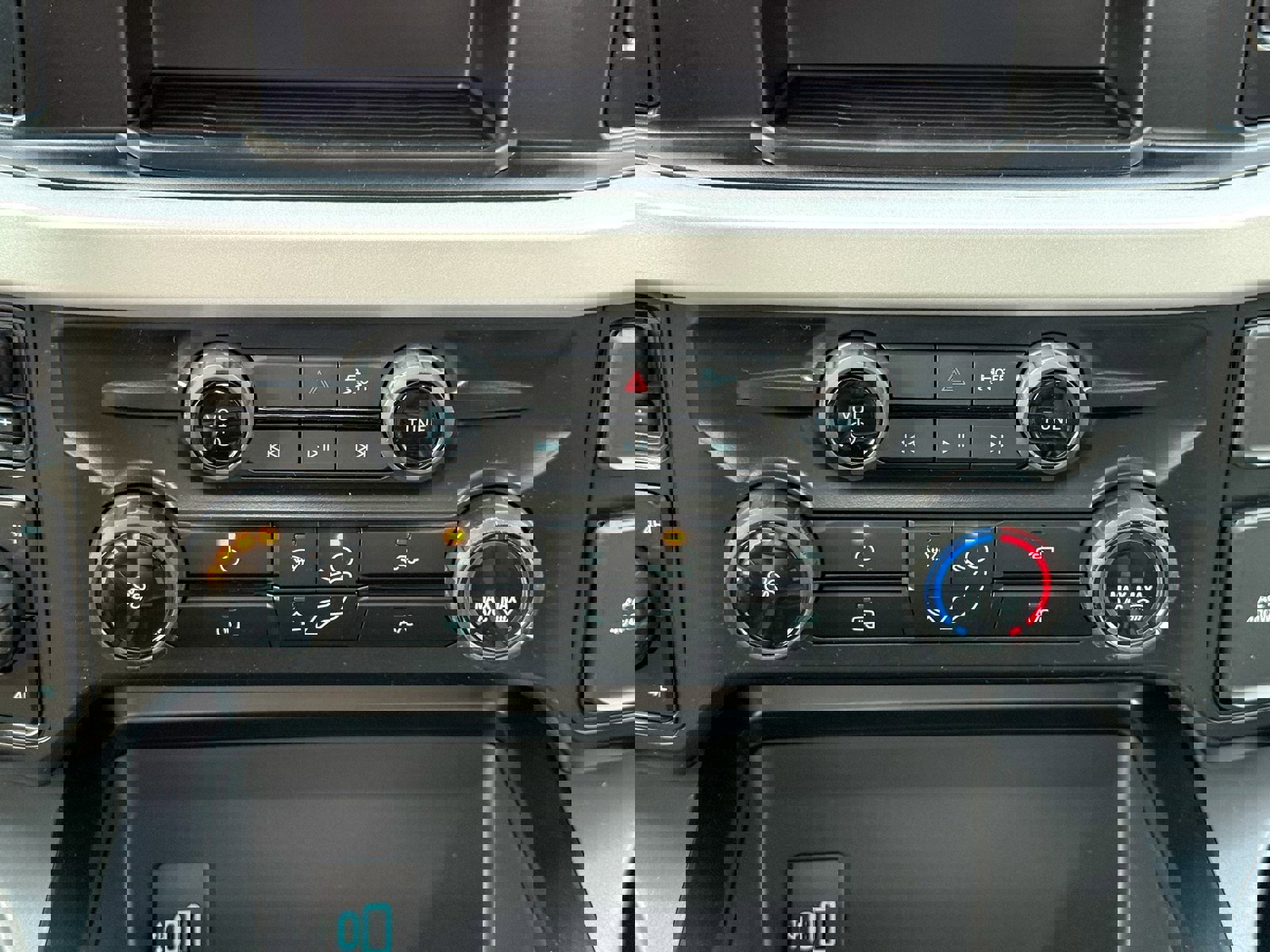 New 2026 Ford F250 XLT w/ Snow Plow Prep Package image 28