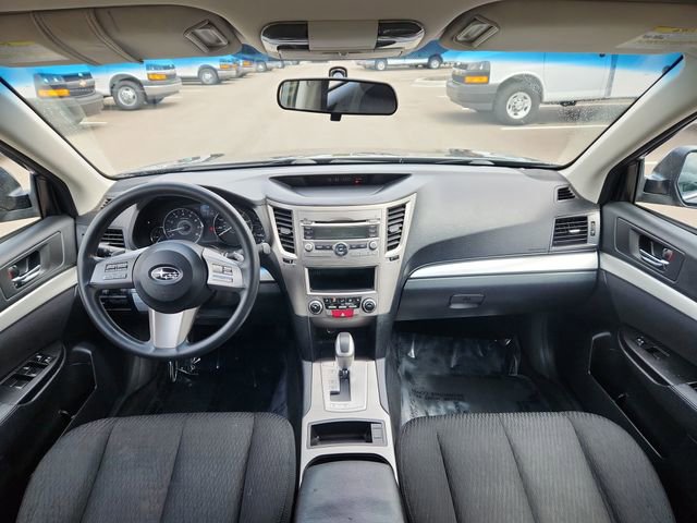 Used 2011 Subaru Outback 2.5i AWD/4WD image 30