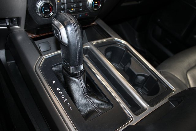 Used 2015 Ford F150 Platinum image 22