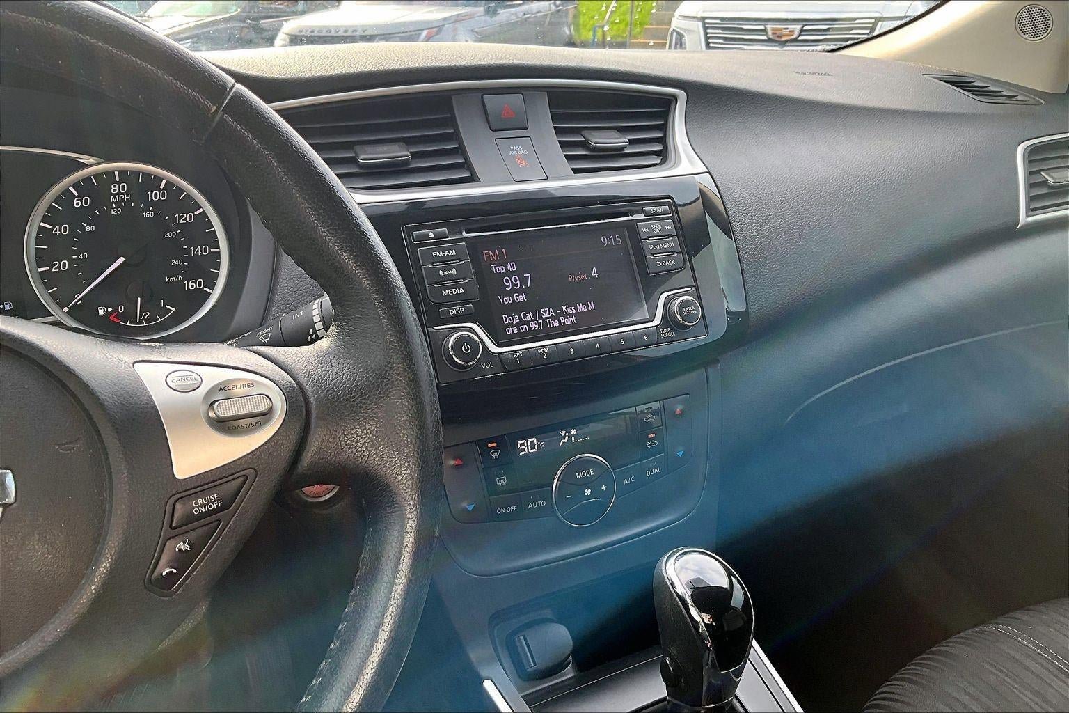 Used 2018 Nissan Sentra SV FWD image 6