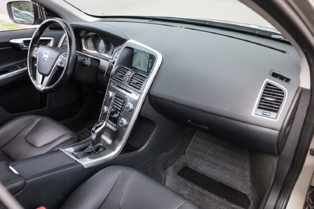 Used 2015 Volvo XC60 T5 AWD/4WD image 62