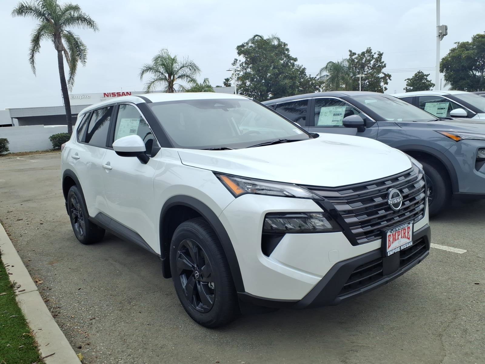 New 2026 Nissan Rogue SV FWD image 3