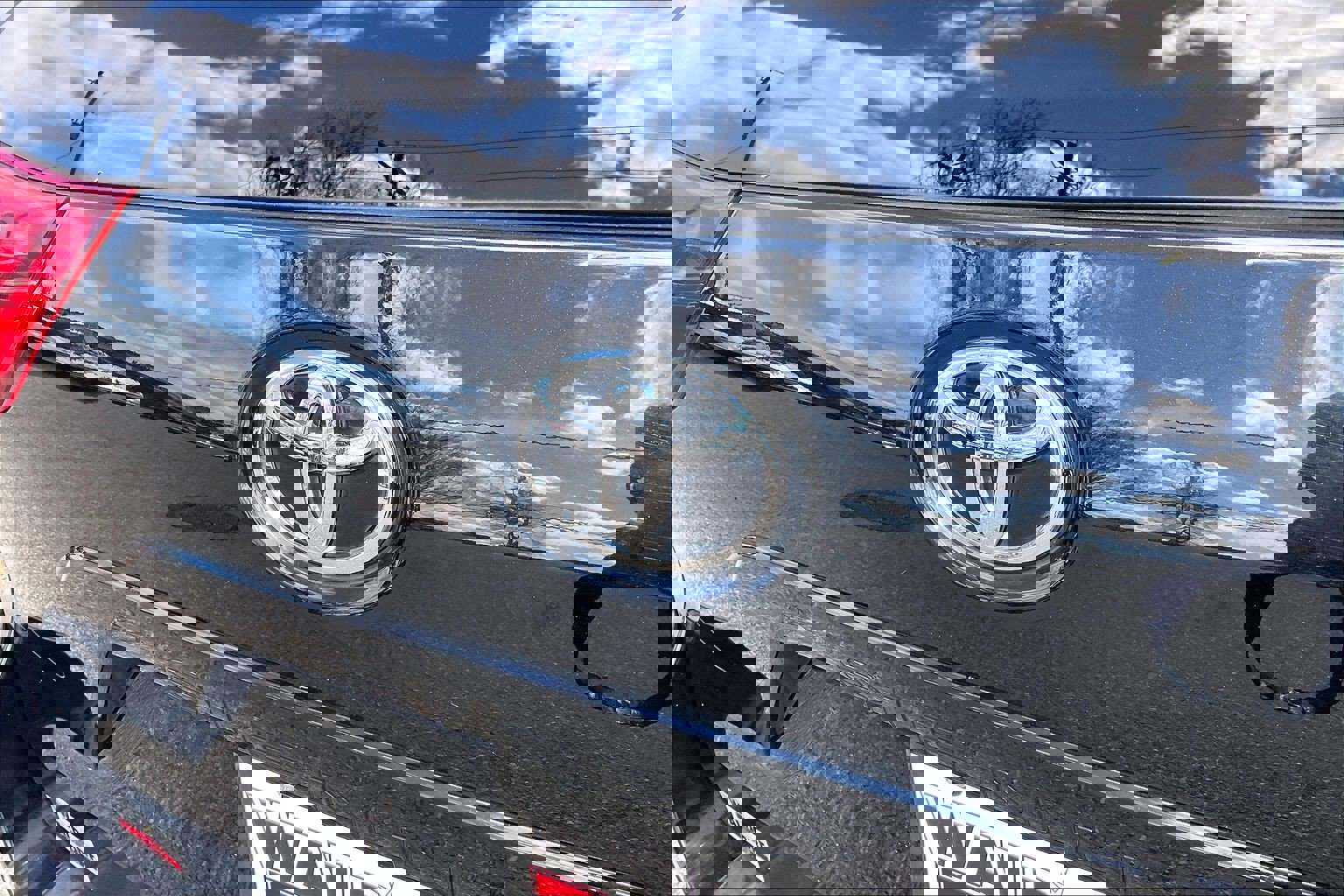 Used 2019 Toyota Sienna XLE image 10