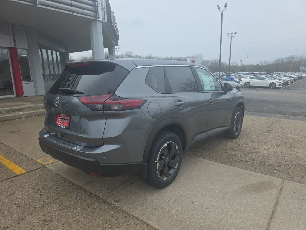 New 2025 Nissan Rogue SV image 4