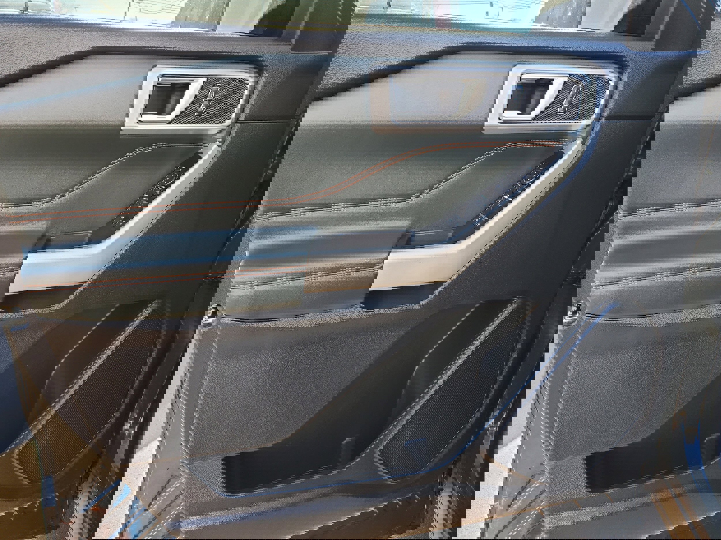 Used 2021 Ford Explorer Timberline image 11