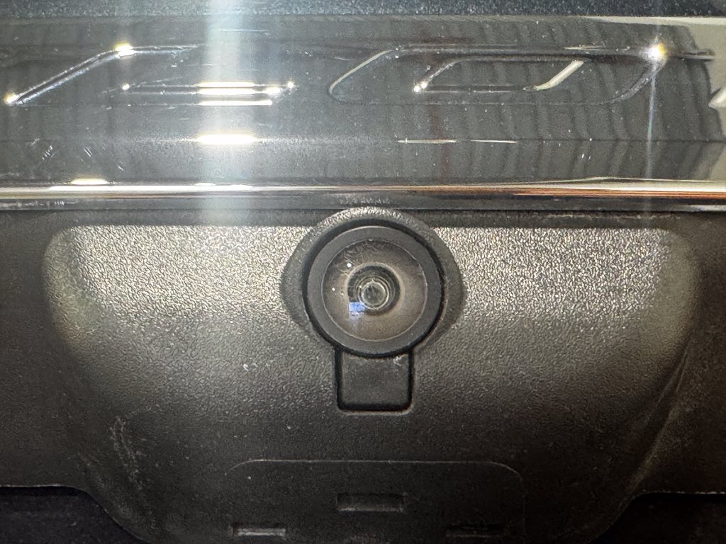Used 2023 Ford Explorer XLT AWD/4WD image 28