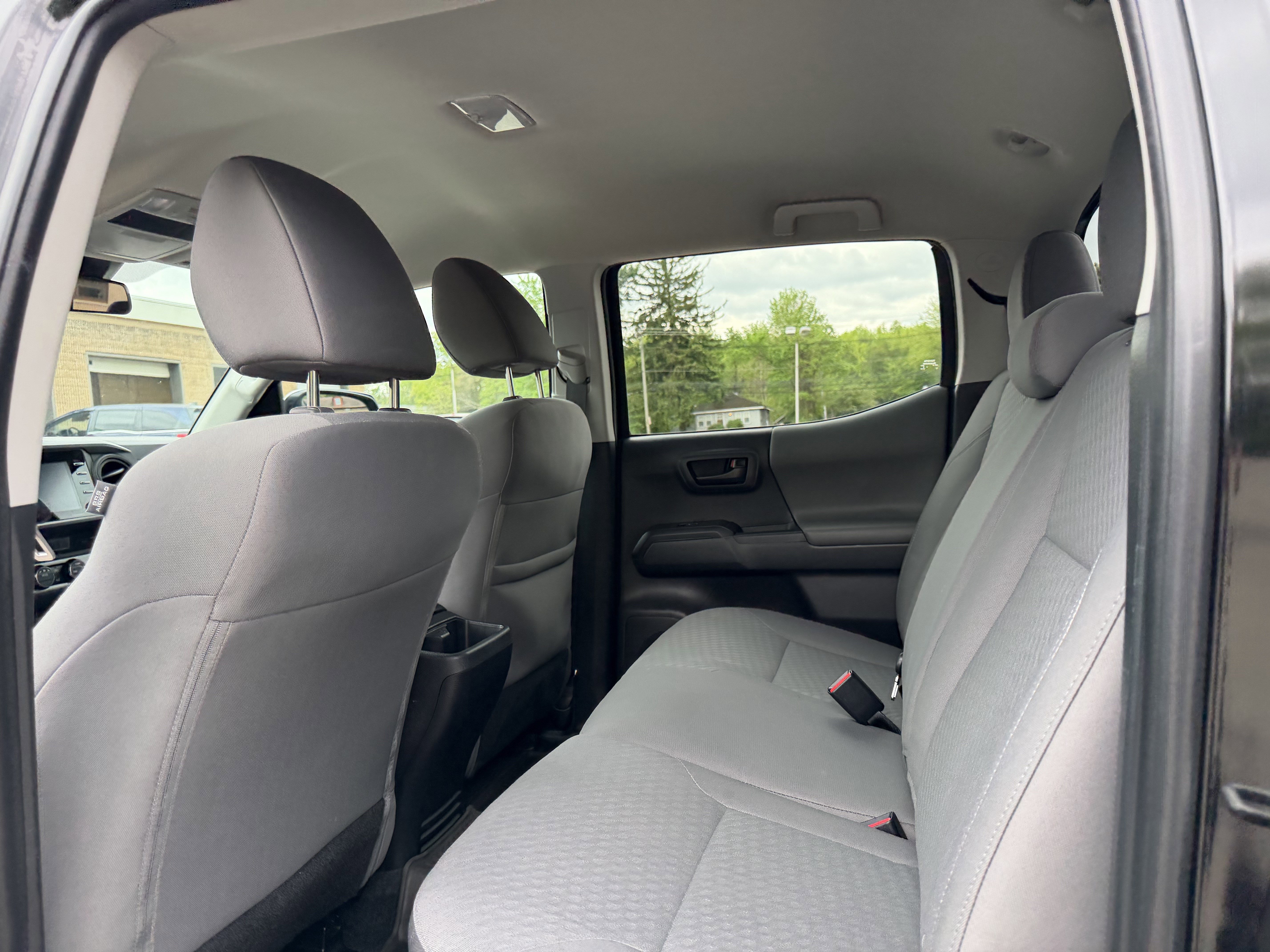 Used 2023 Toyota Tacoma SR AWD/4WD image 27