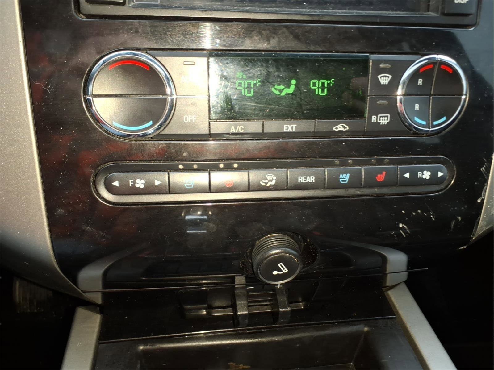 Used 2014 Ford Expedition EL Limited w/ Equipment Group 301A image 24