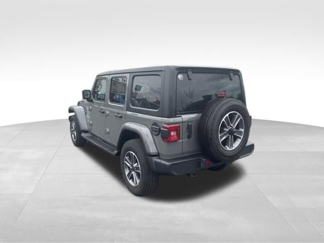 Used 2023 Jeep Wrangler Sahara w/ LED Lighting Group AWD/4WD image 2