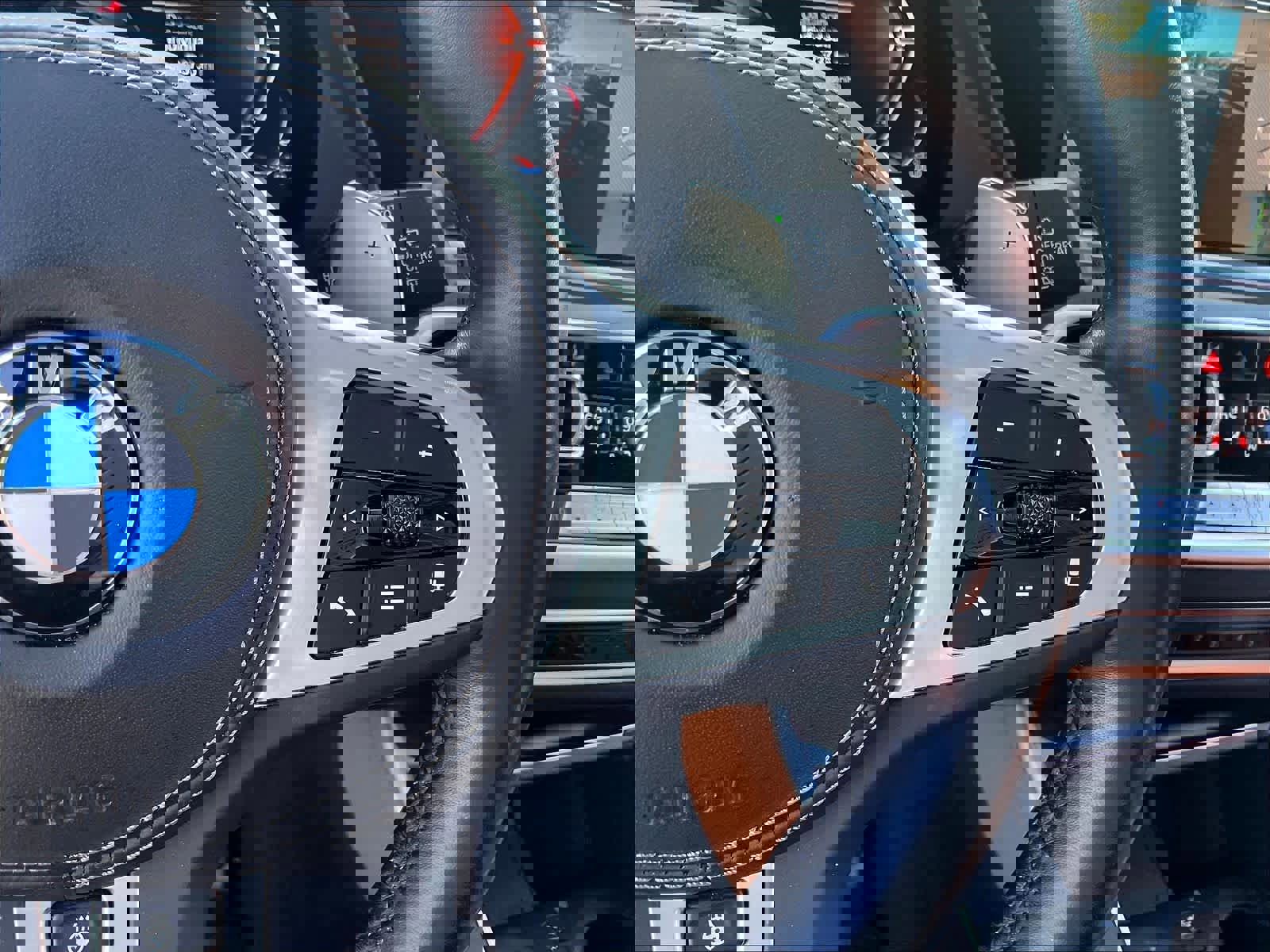 Used 2022 BMW X5 xDrive40i w/ M Sport Package image 20