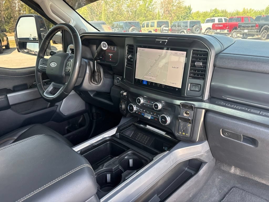 Used 2025 Ford F450 Lariat AWD/4WD image 29